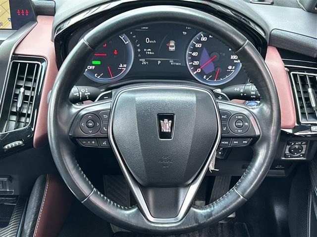 Toyota CROWN 2018 7651914-5