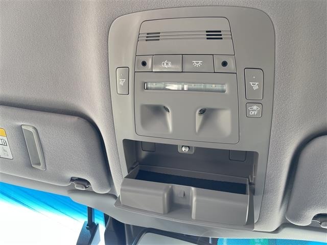 Toyota CROWN 2017 7651935-12