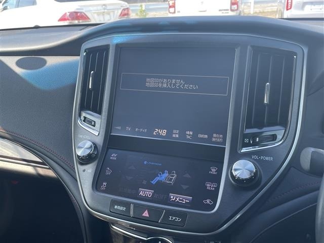 Toyota CROWN 2017 7651957-1