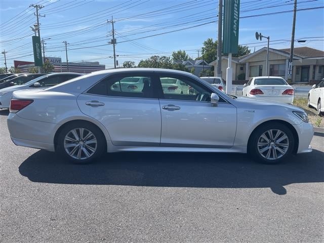 Toyota CROWN 2017 7651957-6