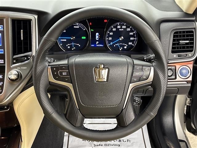 Toyota CROWN 2015 7651959-17