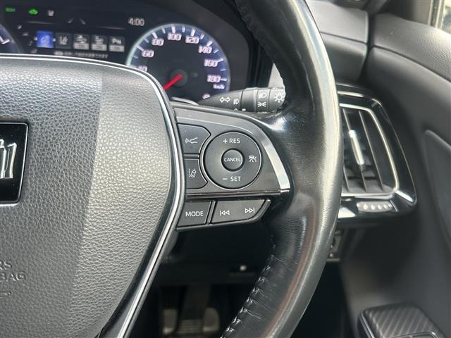 Toyota CROWN 2018 7651971-11