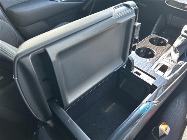 Toyota CROWN 2018 7651972-2
