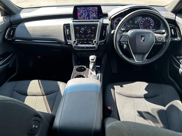 Toyota CROWN 2018 7651972-24
