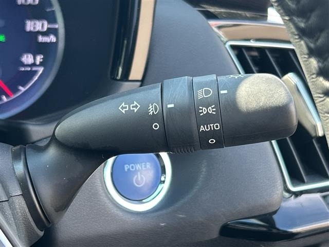 Toyota CROWN 2018 7651972-31