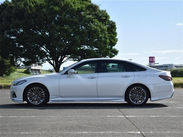 Toyota CROWN 2020 7651985-17