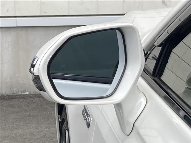 Toyota CROWN 2018 7652006-25