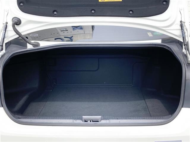 Toyota CROWN 2018 7652006-39