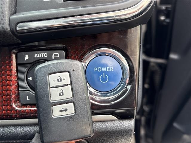 Toyota CROWN 2018 7652026-21