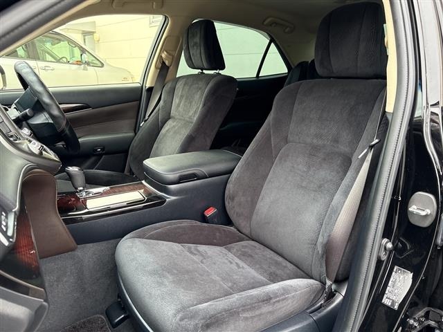 Toyota CROWN 2018 7652026-8
