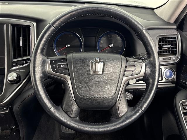 Toyota CROWN 2014 7652040-10