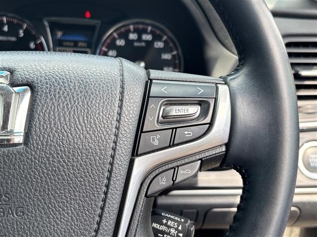 Toyota CROWN 2017 7652086-8