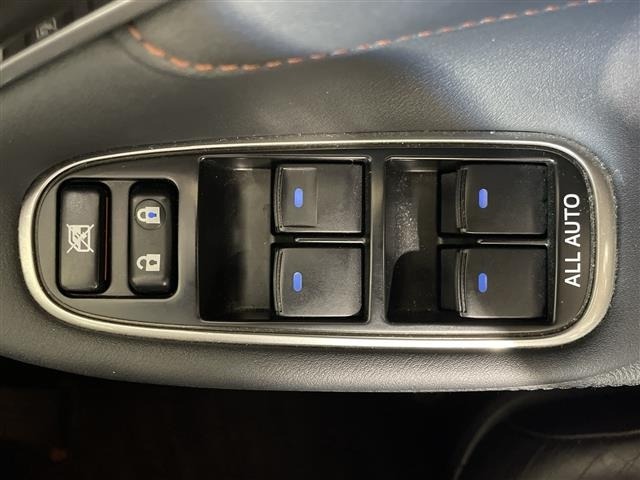 Toyota CROWN 2013 7652112-11