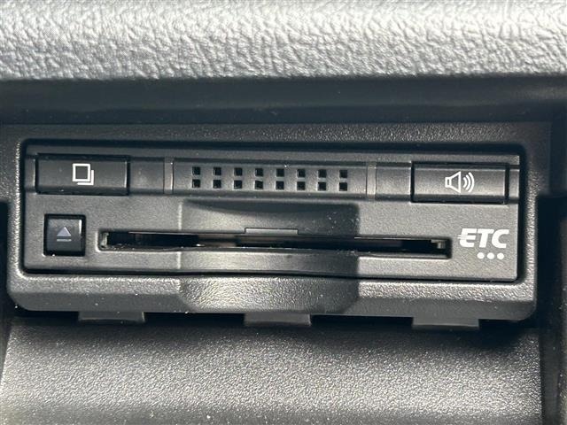 Toyota CROWN 2017 7652147-10