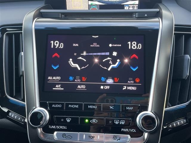 Toyota CROWN 2018 7652182-3