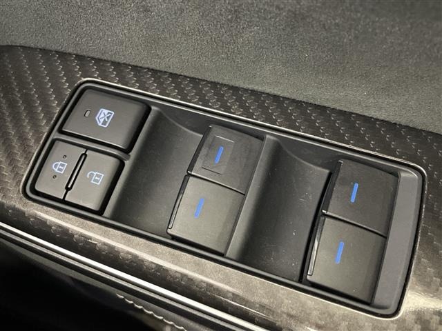 Toyota CROWN 2018 7652211-11