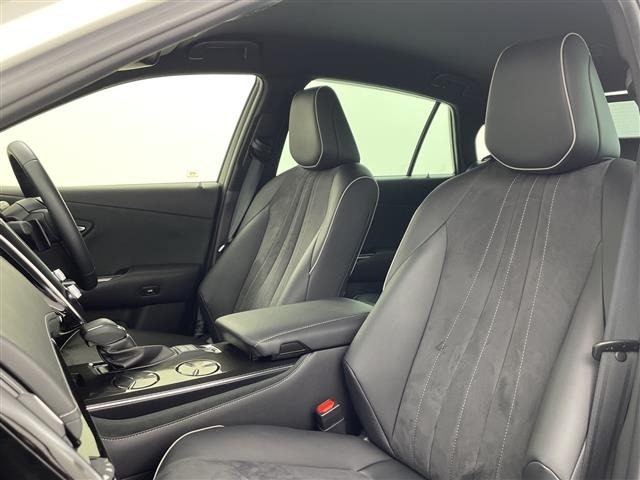 Toyota CROWN 2018 7652211-2