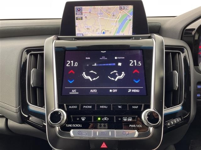 Toyota CROWN 2018 7652211-22