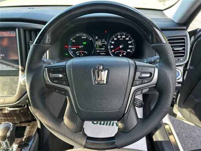Toyota CROWN 2017 7652267-19