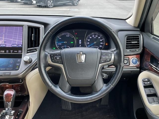 Toyota CROWN 2013 7652292-19