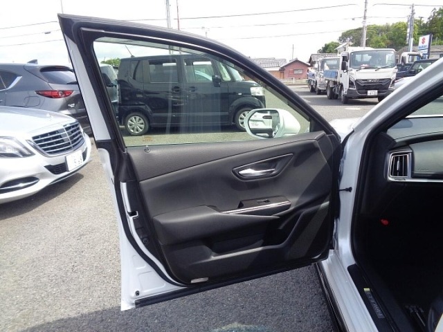 Toyota CROWN 2021 7652307-12
