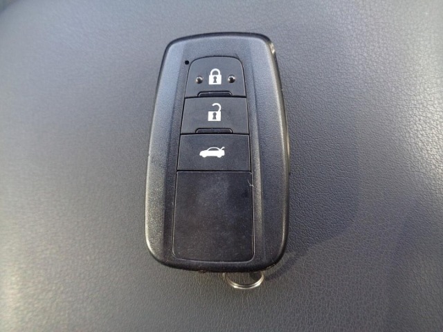 Toyota CROWN 2021 7652307-28