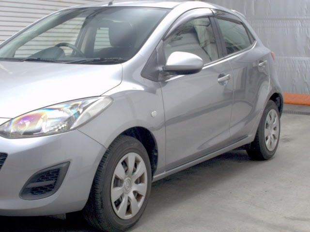 Mazda DEMIO 2013 7658423-4