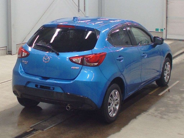 Mazda DEMIO 2016 7658427-1