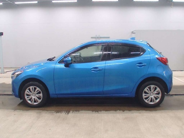 Mazda DEMIO 2016 7658427-4