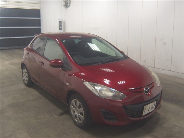 Mazda DEMIO 2013 7658430-0