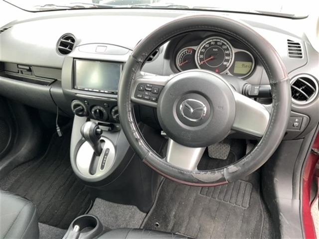 Mazda DEMIO 2013 7658430-3