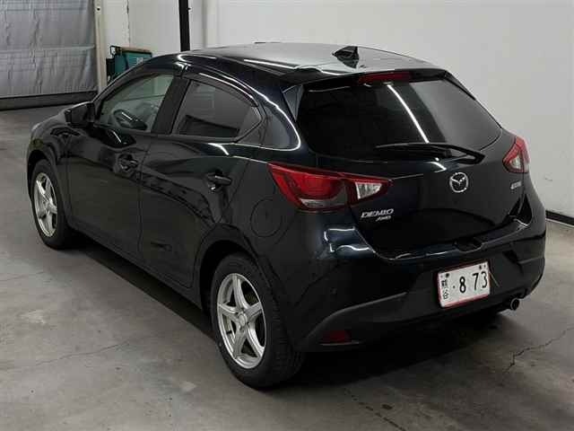 Mazda DEMIO 2017 7658434-1