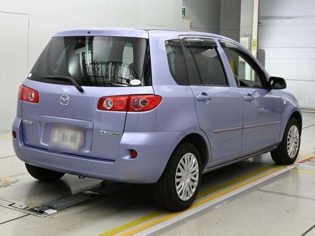 Mazda DEMIO 2005 7658437-1