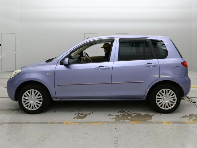 Mazda DEMIO 2005 7658437-4