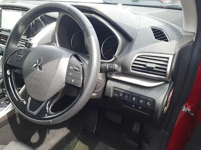 Mitsubishi ECLIPSE CROSS 2019 7646129-9
