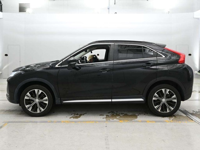 Mitsubishi ECLIPSE CROSS 2019 7646133-4