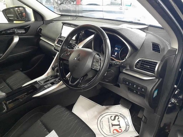 Mitsubishi ECLIPSE CROSS 2019 7646133-9