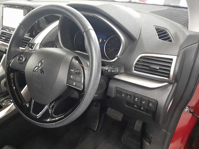 Mitsubishi ECLIPSE CROSS 2019 7646135-9