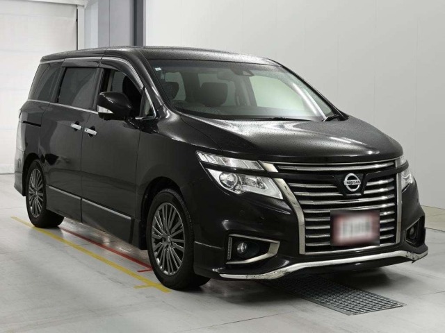 Nissan ELGRAND 2019 7658558-5