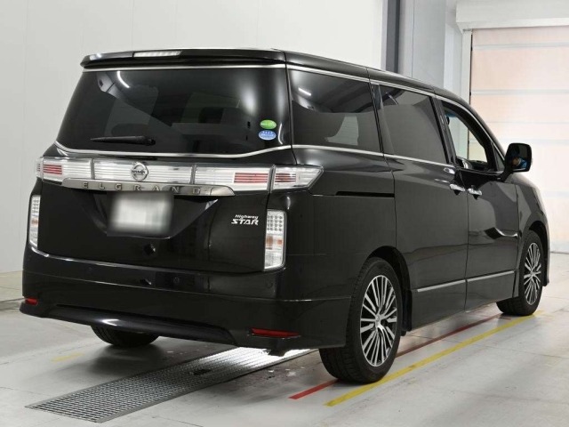Nissan ELGRAND 2019 7658560-1