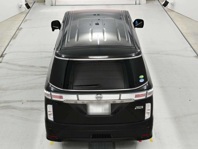 Nissan ELGRAND 2019 7658560-8