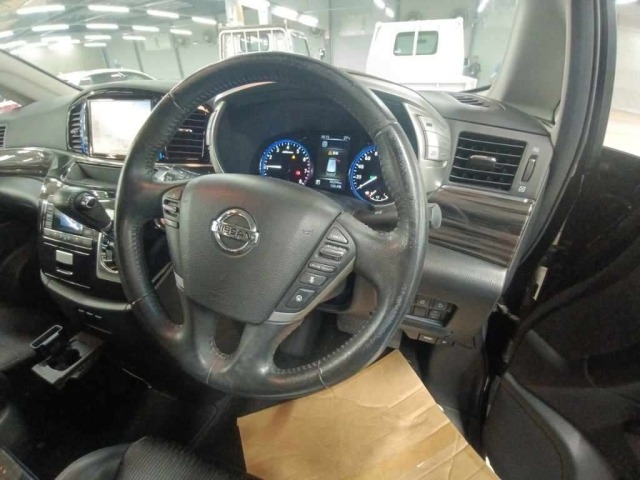 Nissan ELGRAND 2019 7658560-9