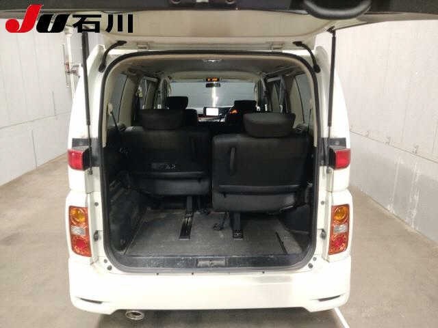 Nissan ELGRAND 2006 7658562-6