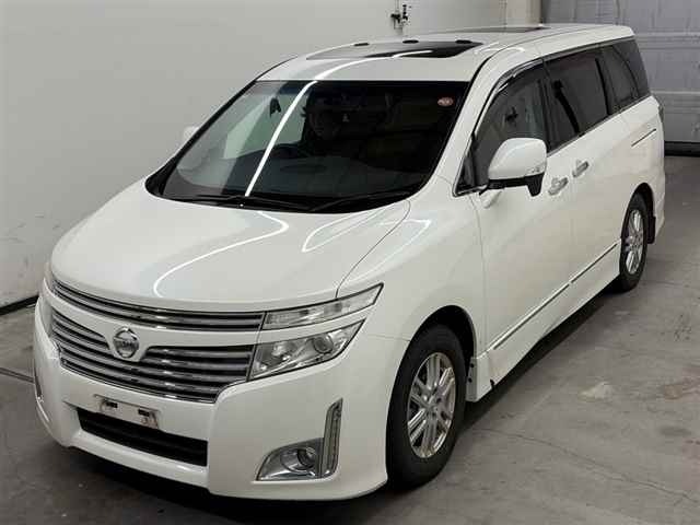 Nissan ELGRAND 2010 7658563-4