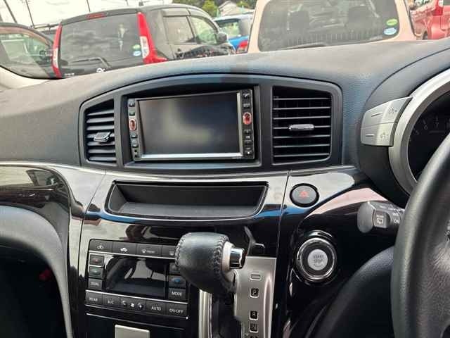 Nissan ELGRAND 2010 7658563-6