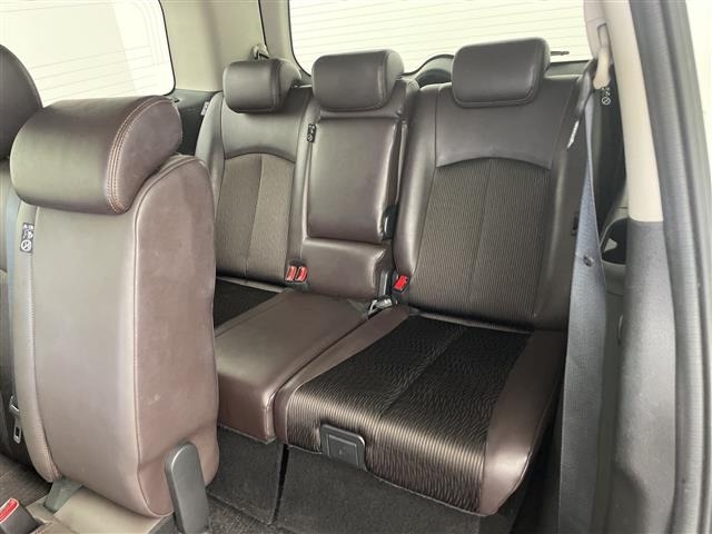 Nissan ELGRAND 2023 7658591-11