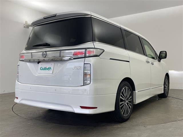 Nissan ELGRAND 2023 7658591-16