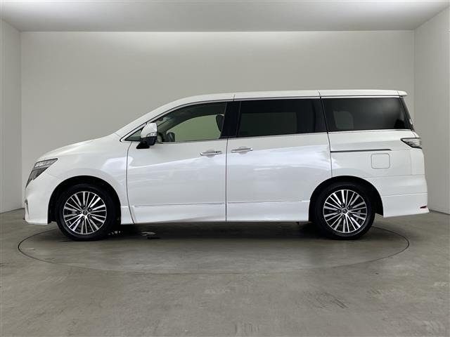 Nissan ELGRAND 2023 7658592-19