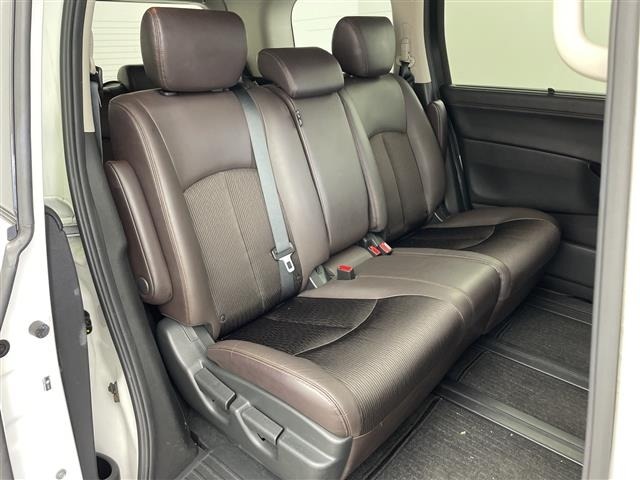 Nissan ELGRAND 2023 7658592-5