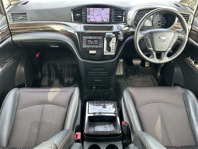Nissan ELGRAND 2015 7658594-15